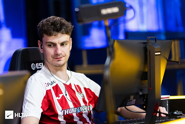 排除万难，Aster终于能参加TI比赛了